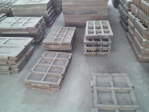 Crusher fixed jaw plate