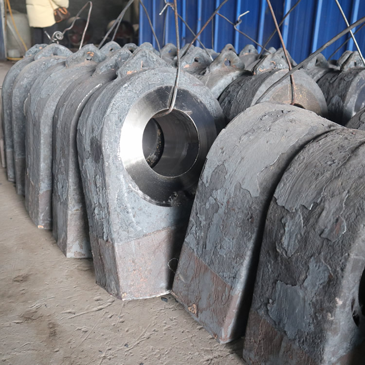 Mining Crusher Mn 13 Wearable Casting Alloy Steel Crusher Hammerhead