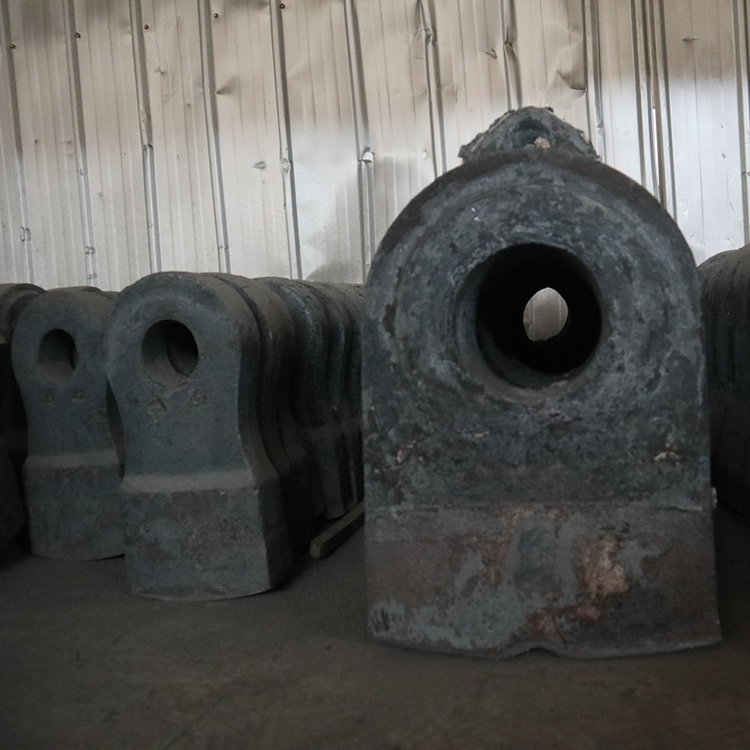 ZGMn13Cr2 CRUSHER HAMMER MILL